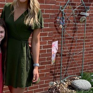Lulus Green Wrap Dress with Sleeves